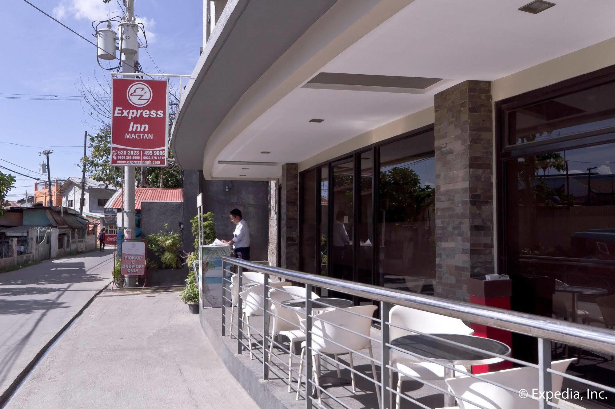 宿务麦丹快捷酒店-仅限隔离 麦克坦 外观 照片